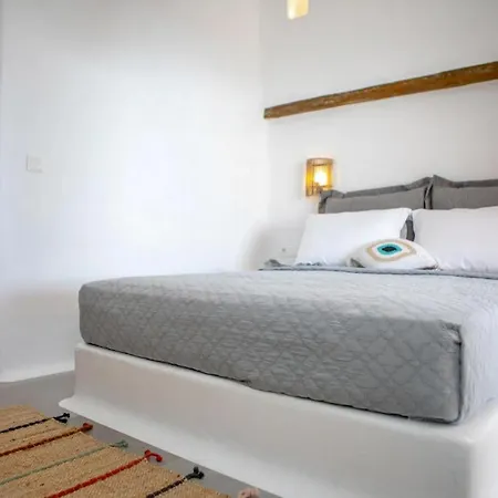 Beautiful Spacious On Naxos Island